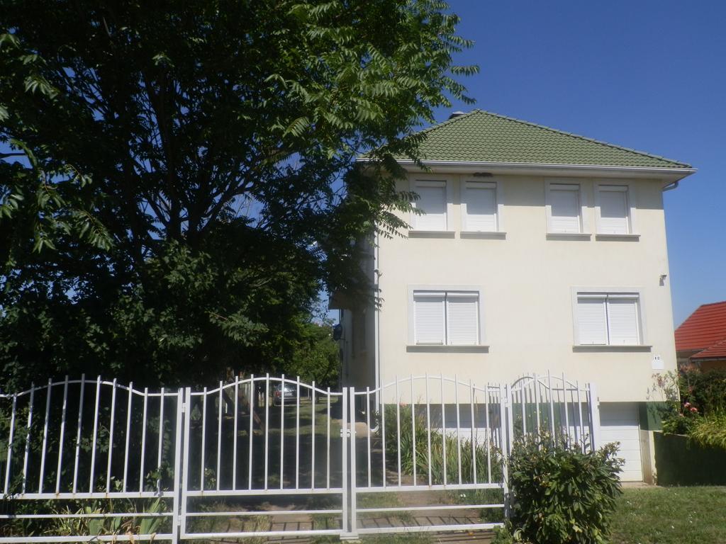 Aquaparti apartmanok Hajdúszoboszló Exterior foto